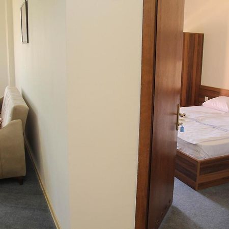 Mavi Dalga Beach Hotel Lokbatan Экстерьер фото