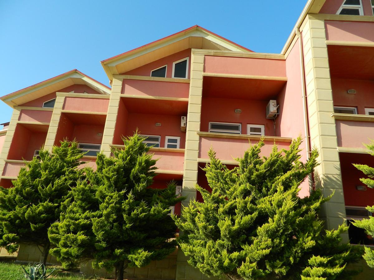 Mavi Dalga Beach Hotel Lokbatan Экстерьер фото