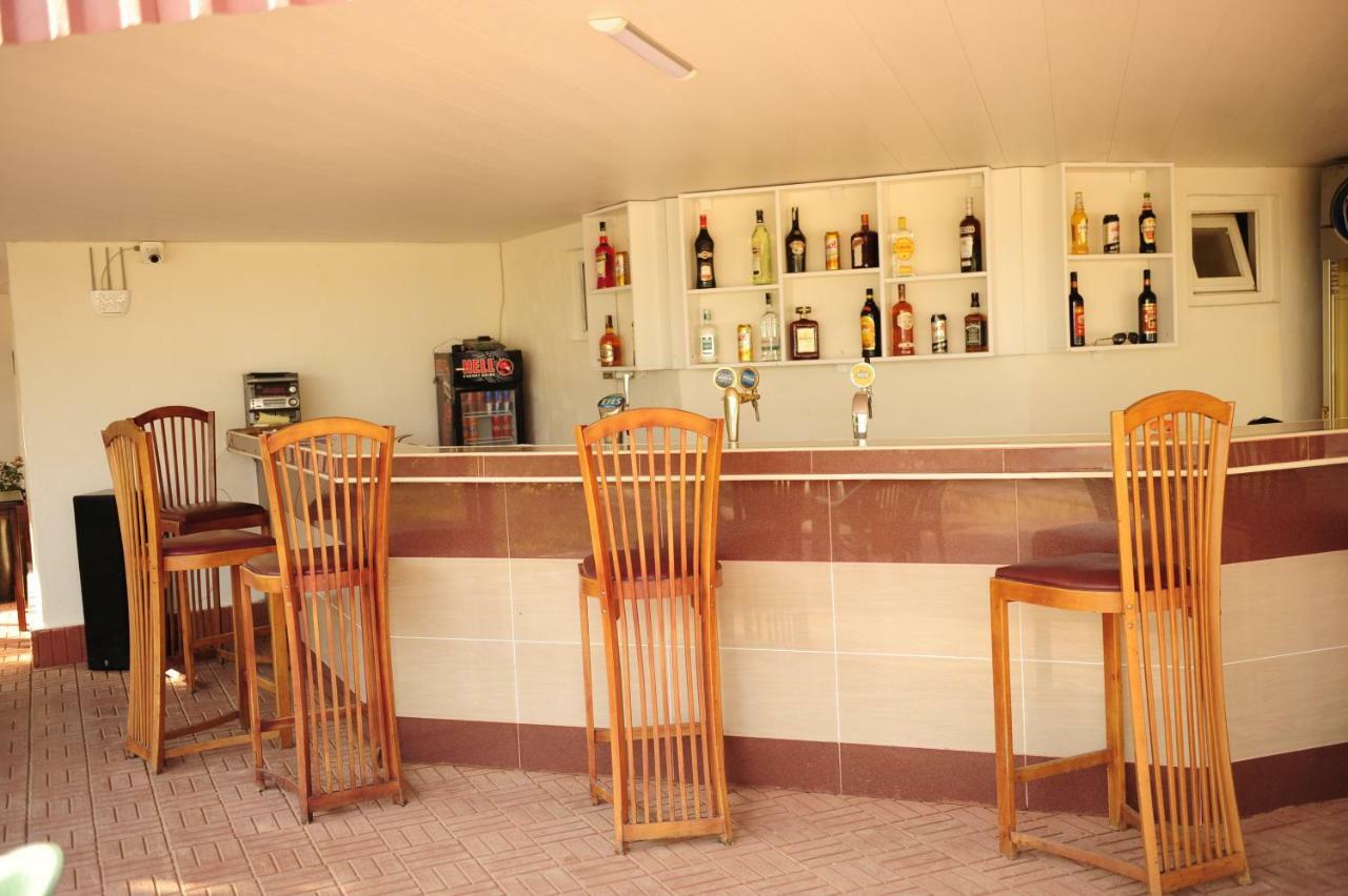 Mavi Dalga Beach Hotel Lokbatan Экстерьер фото