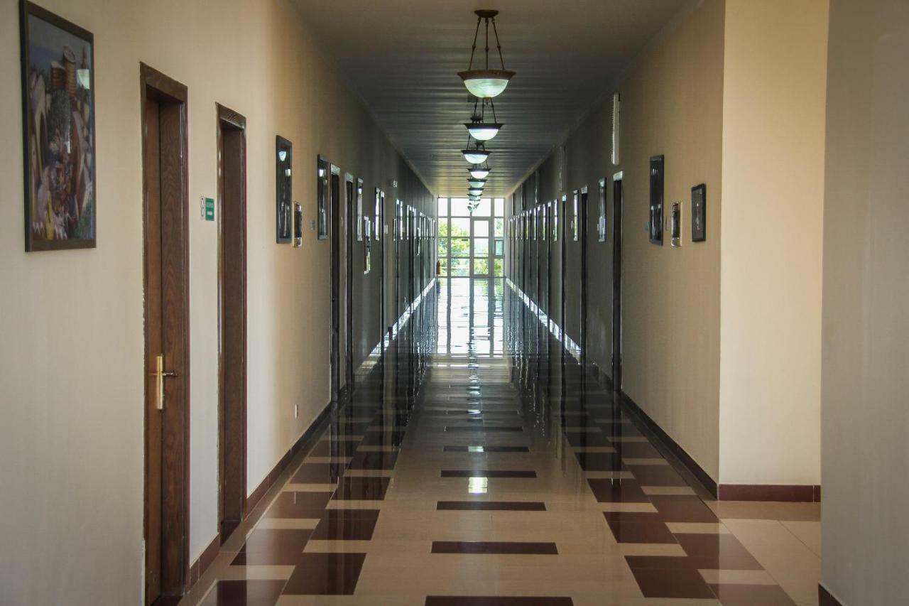 Mavi Dalga Beach Hotel Lokbatan Экстерьер фото
